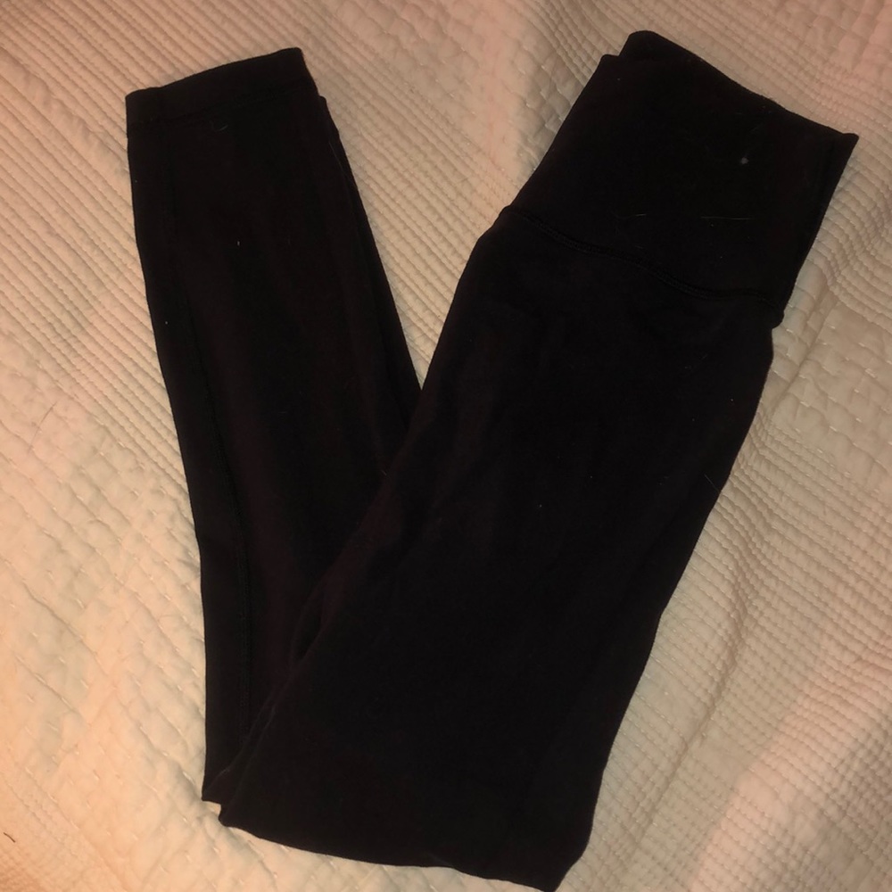 Size 4 LULU LEMON LEGGINGS 🍋🍋